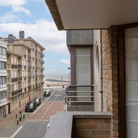 Huswell - Authentic Apartment With Terraces And Parking Knokke-Heist Bagian luar foto